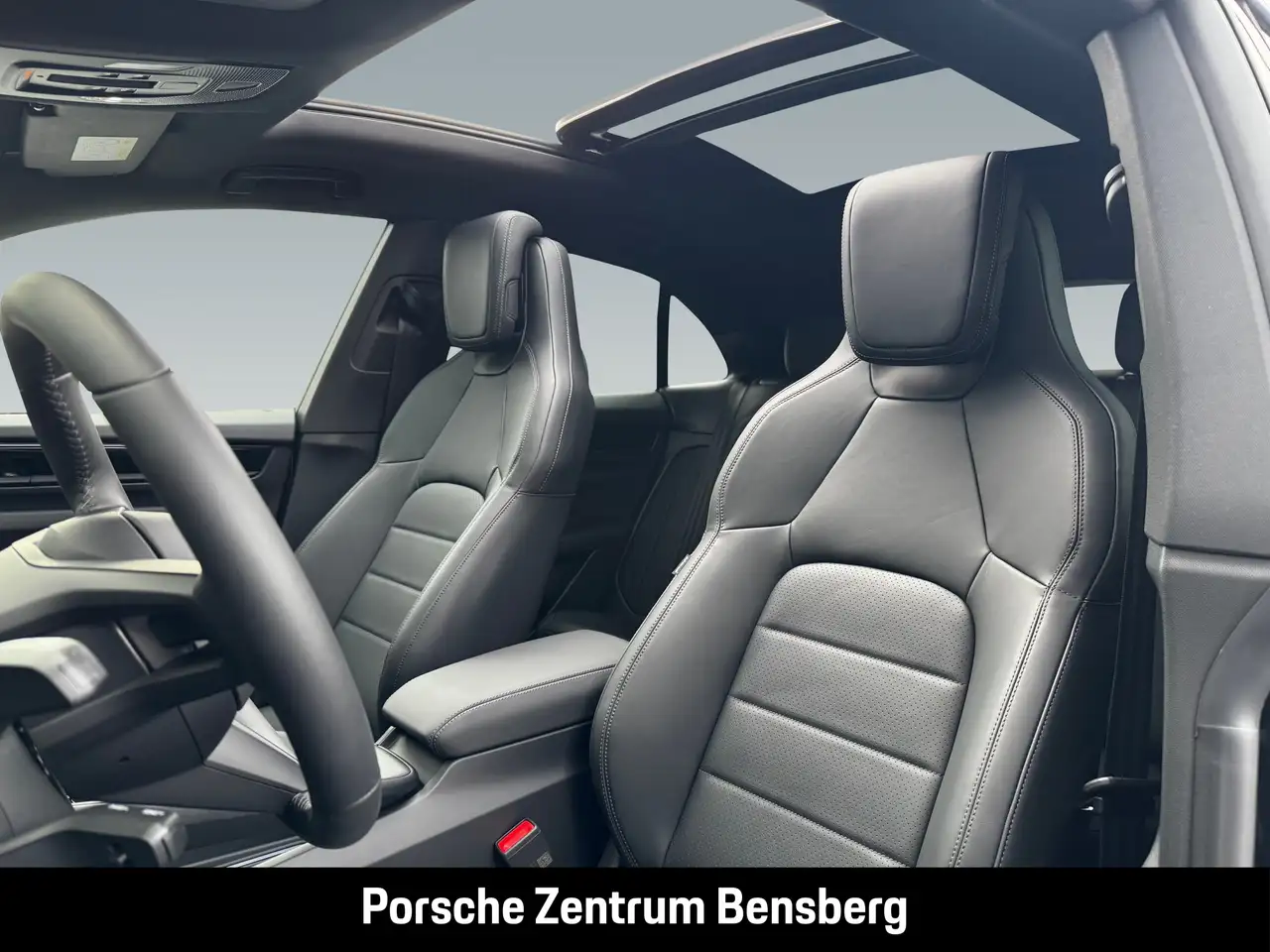 Porsche Macan 16