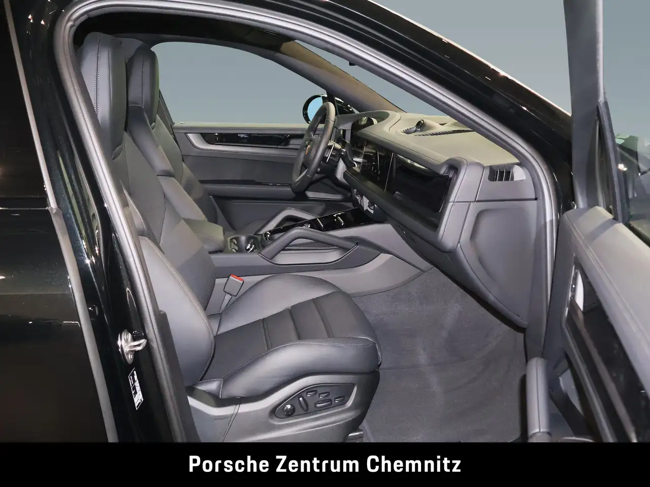 Porsche Cayenne 13