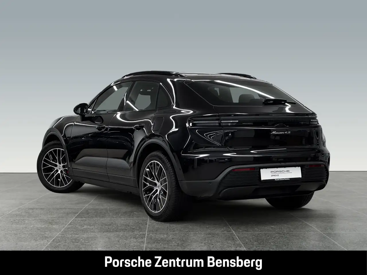 Porsche Macan 3
