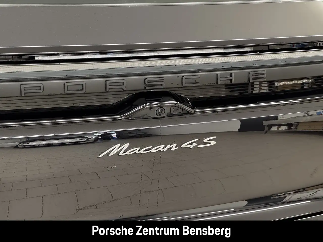 Porsche Macan 12
