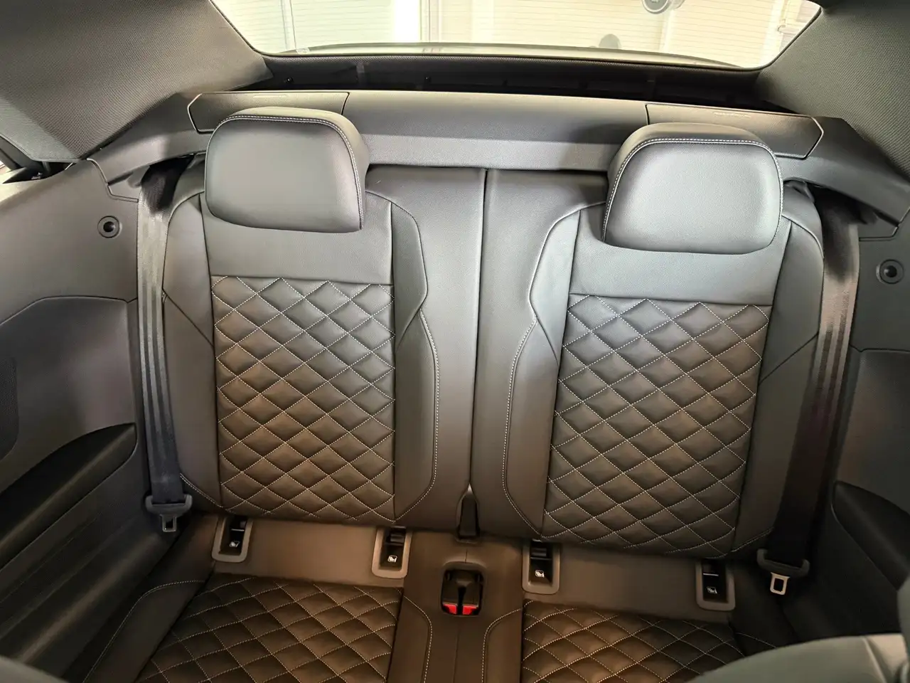 Volkswagen T-Roc 12