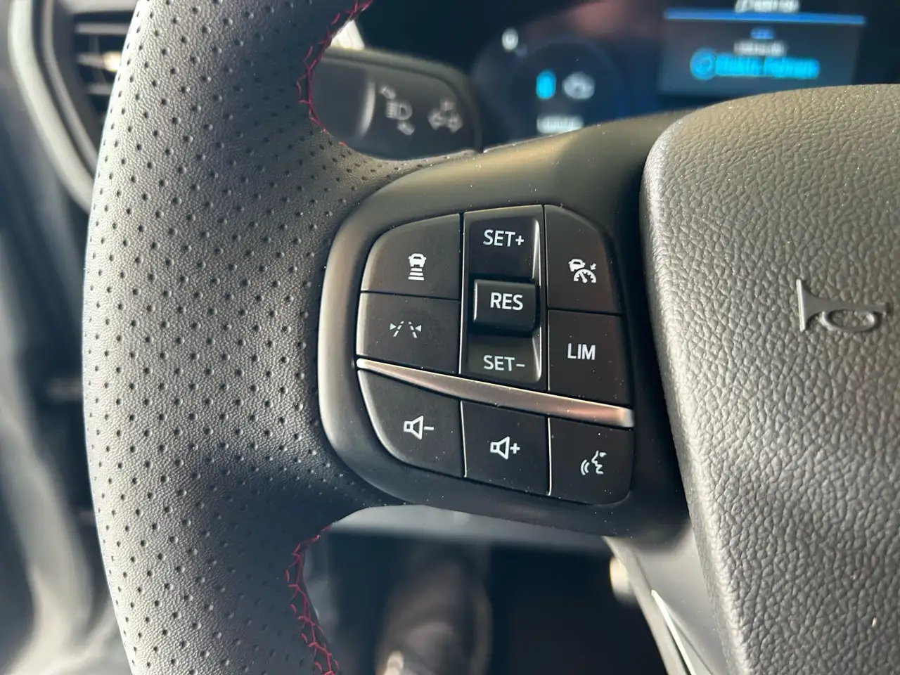 Ford Kuga 11