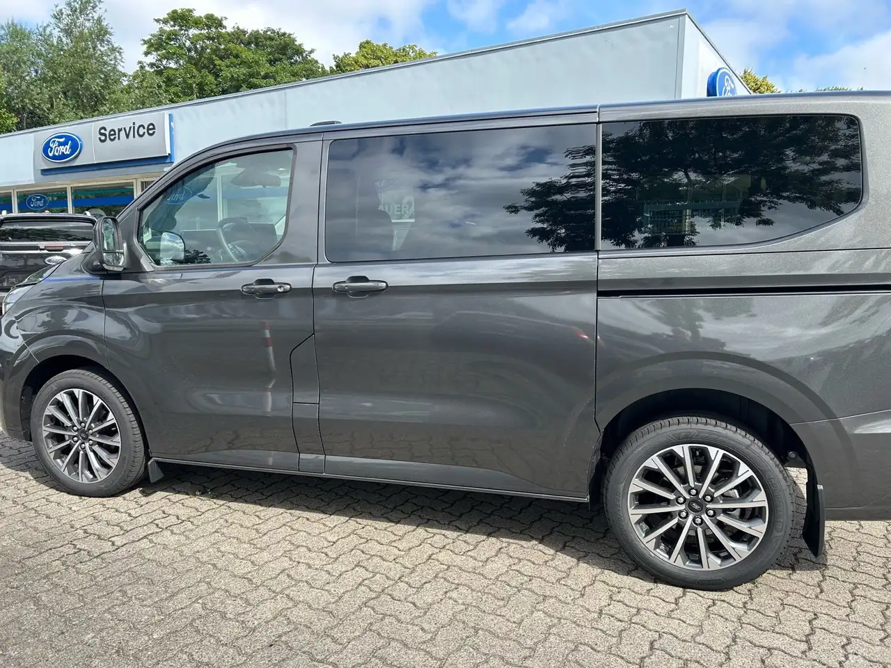 Ford Tourneo 3