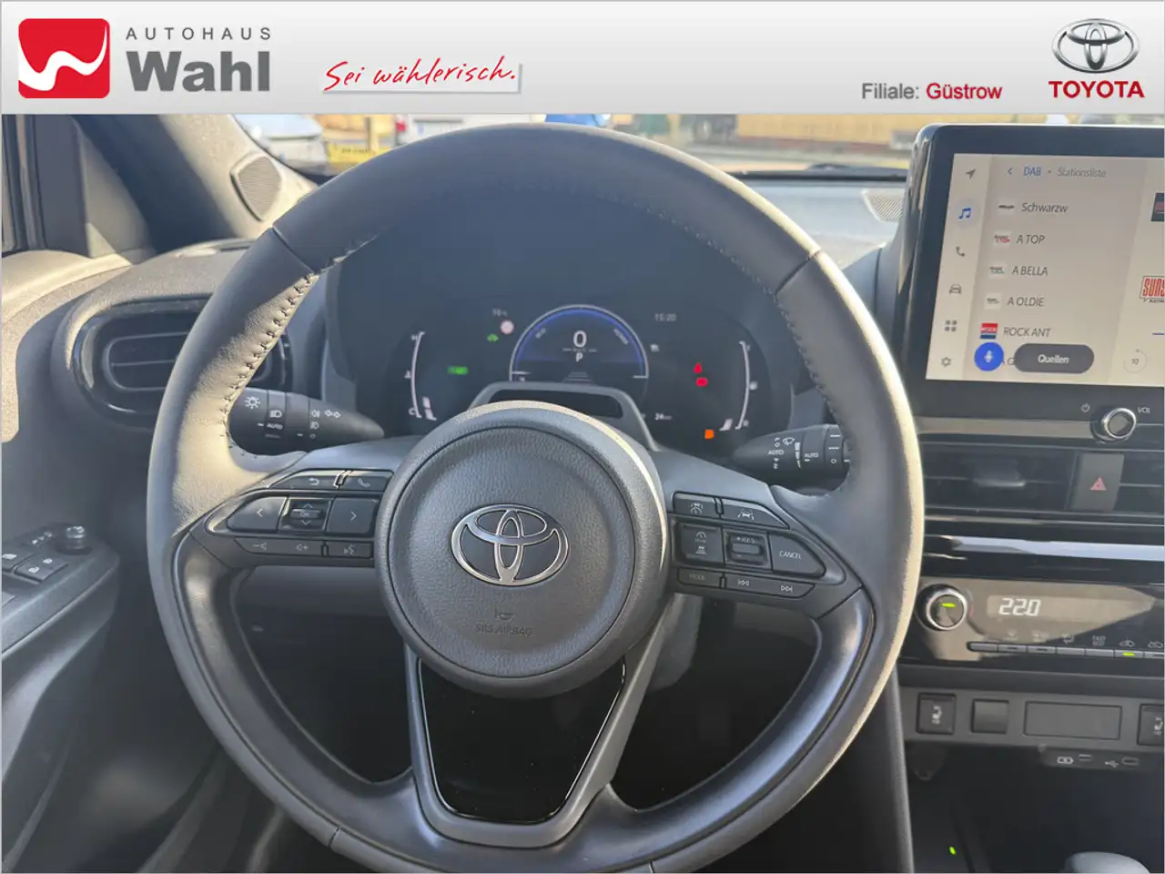 Toyota Yaris 15