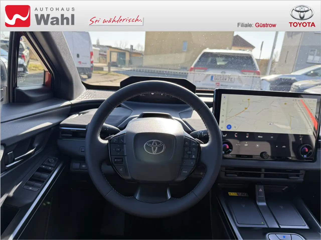 Toyota C-HR+ 165 10