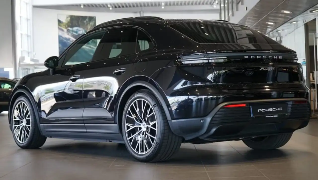 Porsche Macan 13