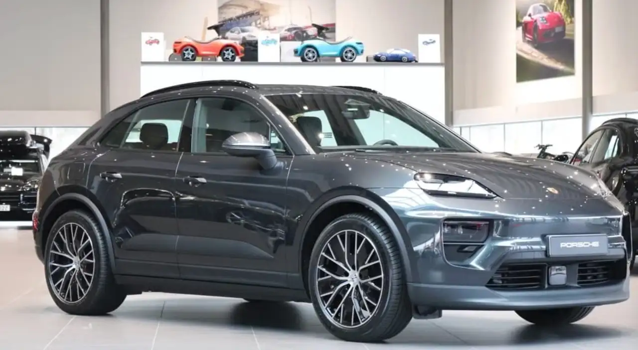 Porsche Macan 2