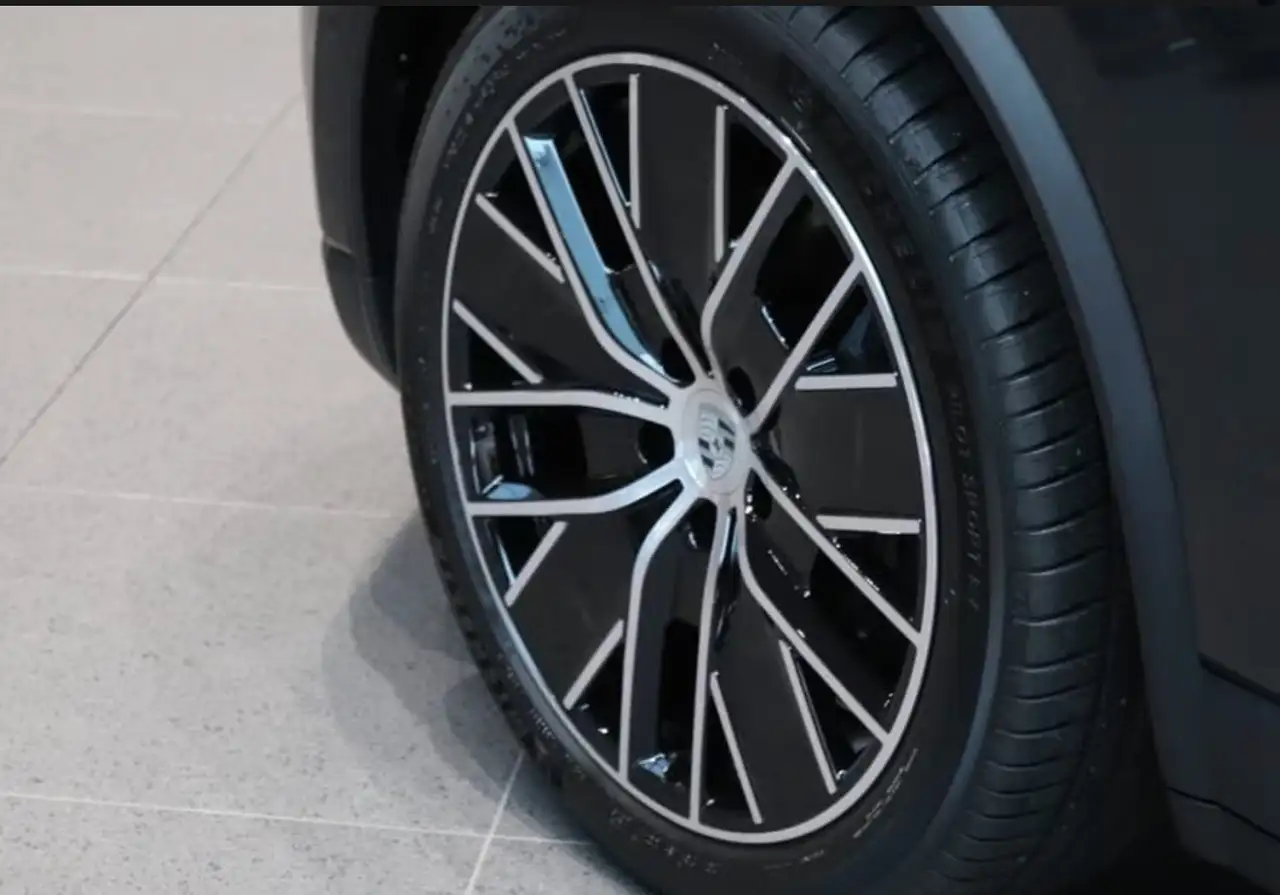 Porsche Macan 10