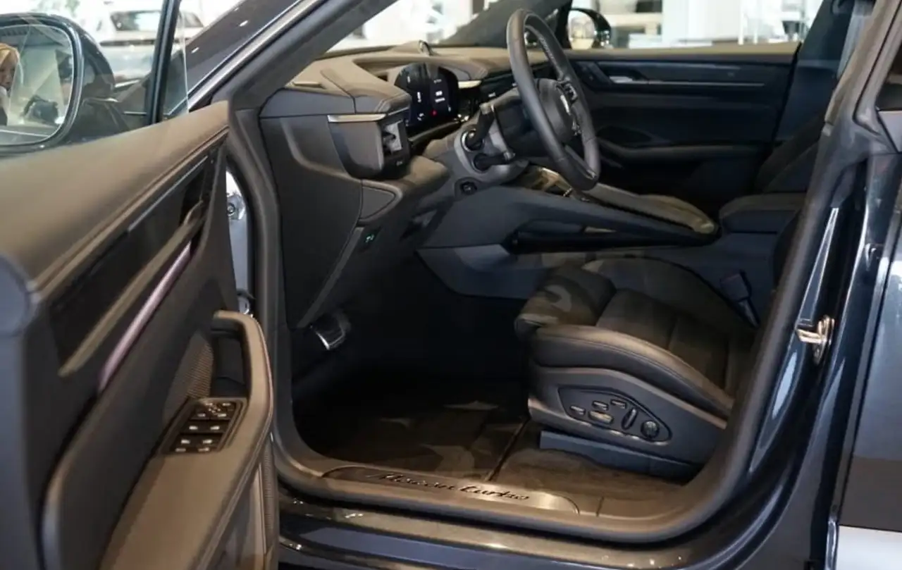 Porsche Macan 10