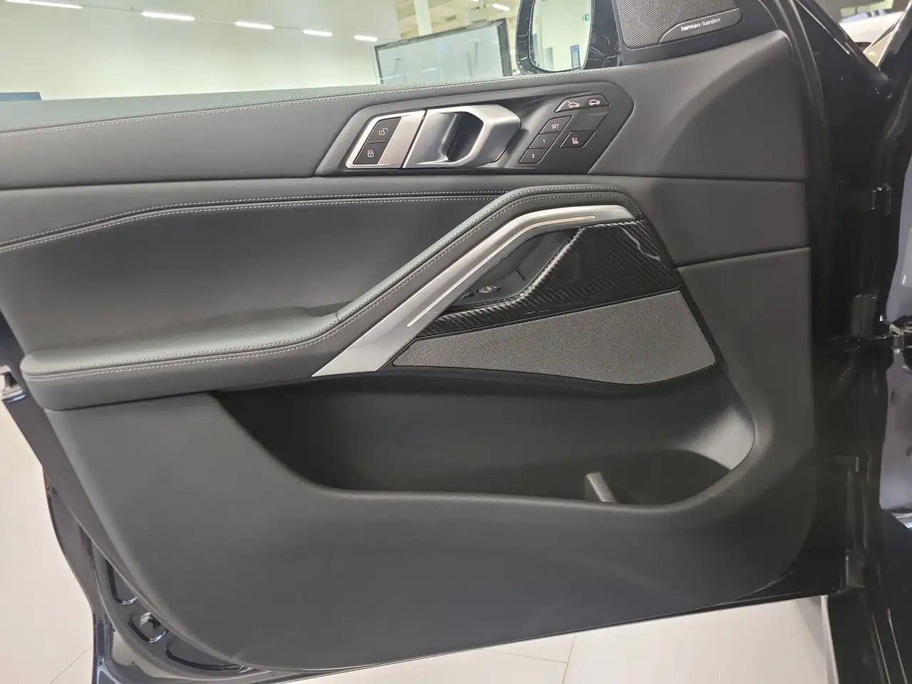BMW X6 13