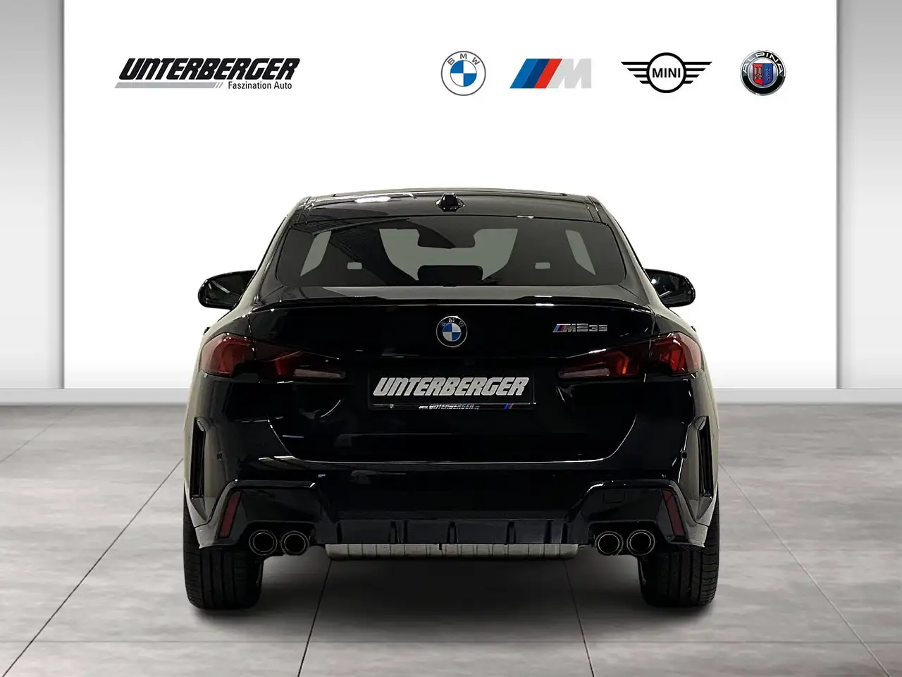 BMW 235 5