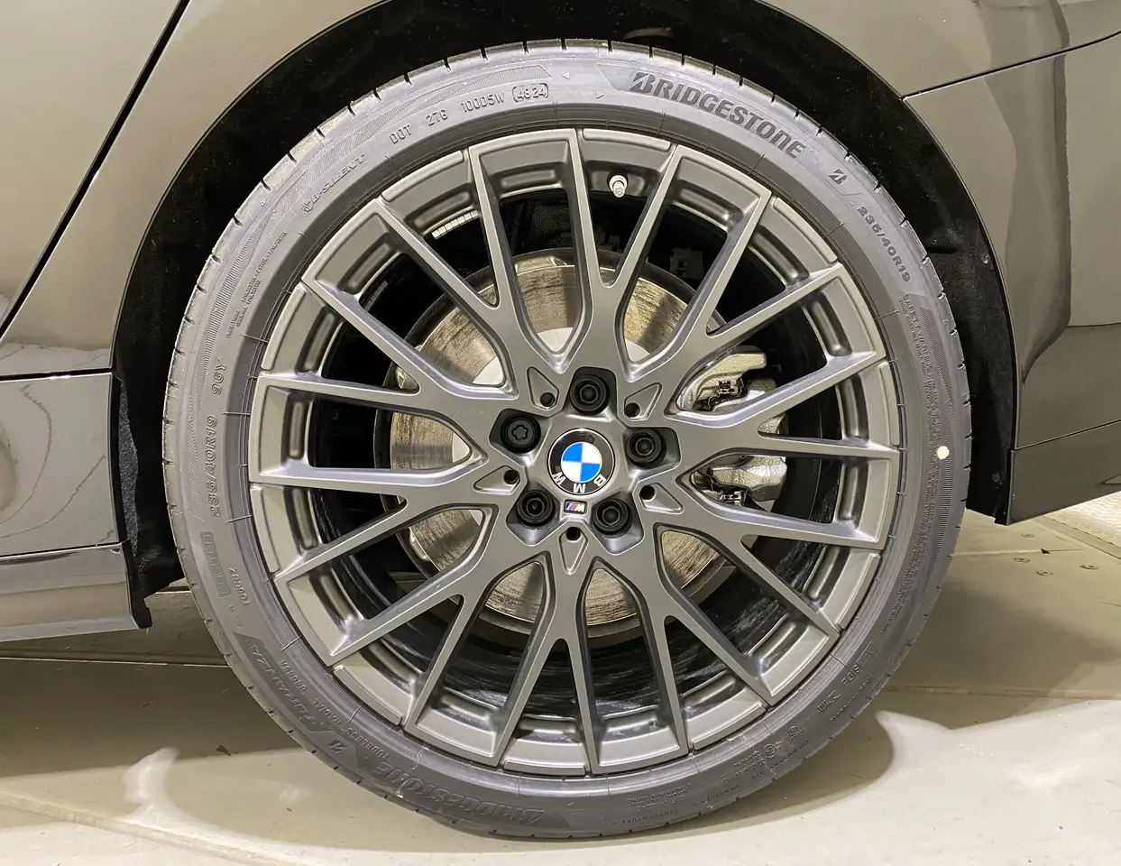 BMW 235 8