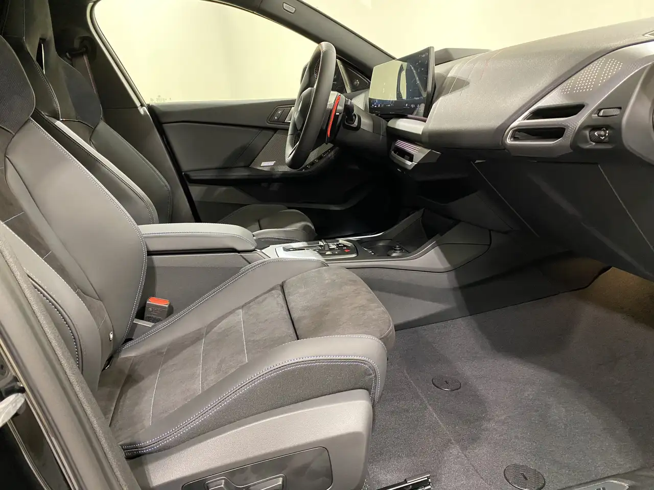 BMW 235 10