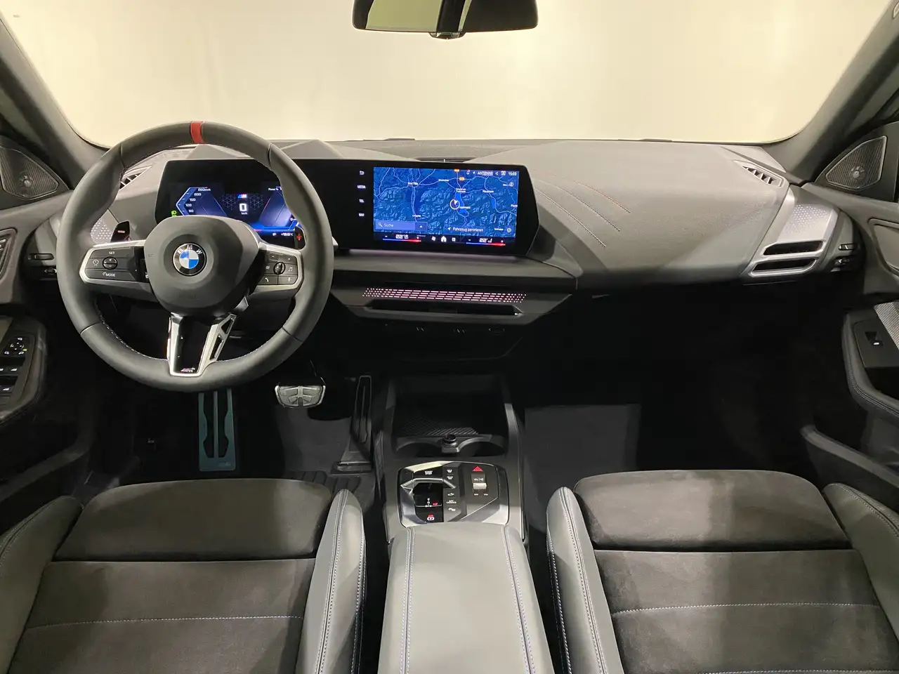 BMW 235 11