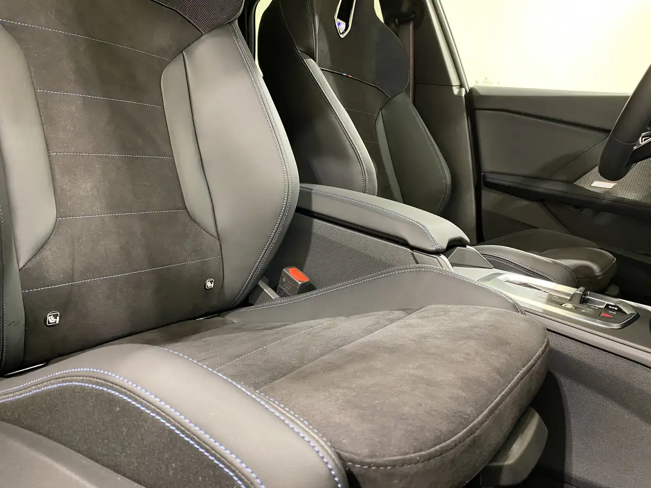 BMW 235 15