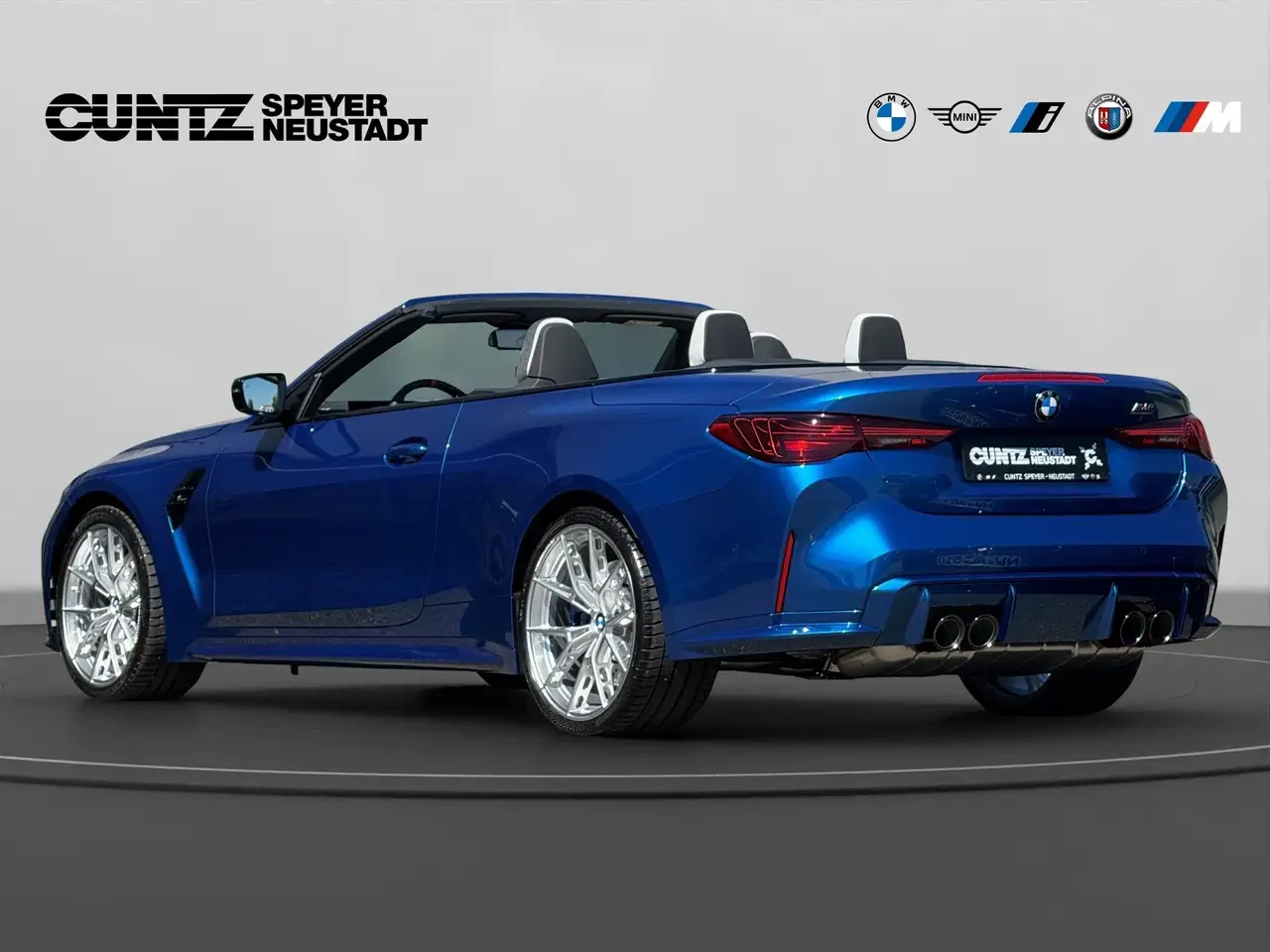 BMW M4 7