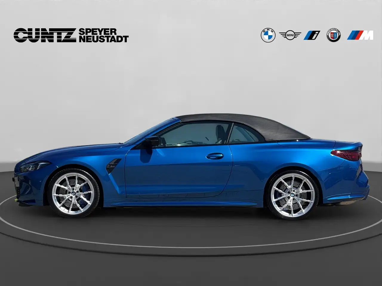 BMW M4 8