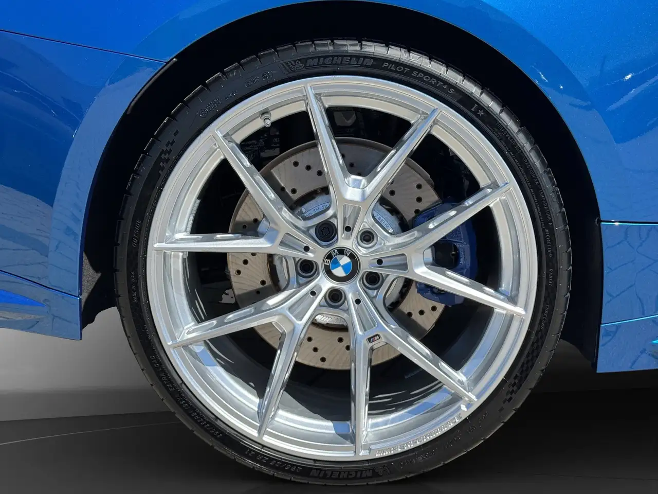 BMW M4 11