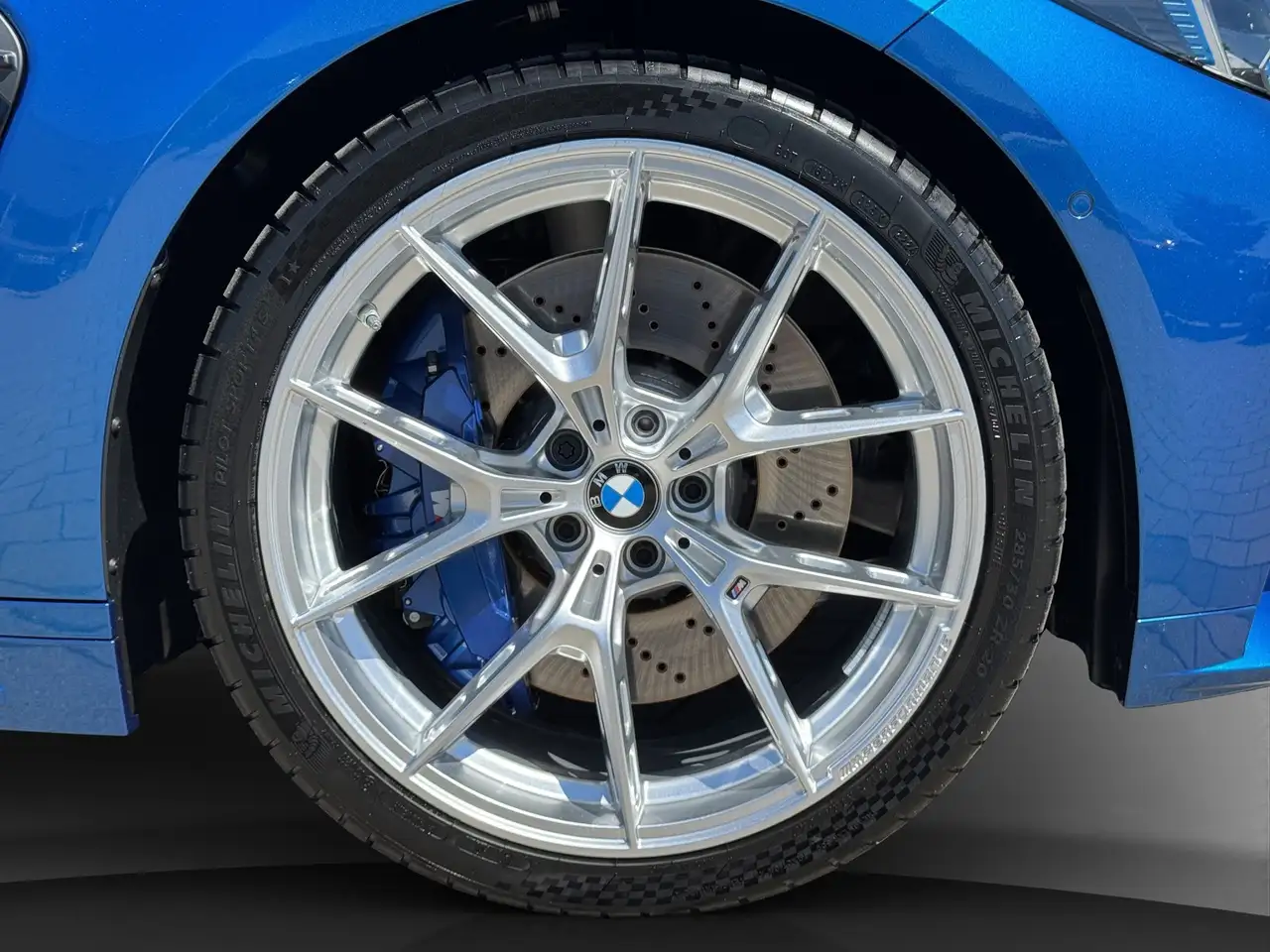 BMW M4 12