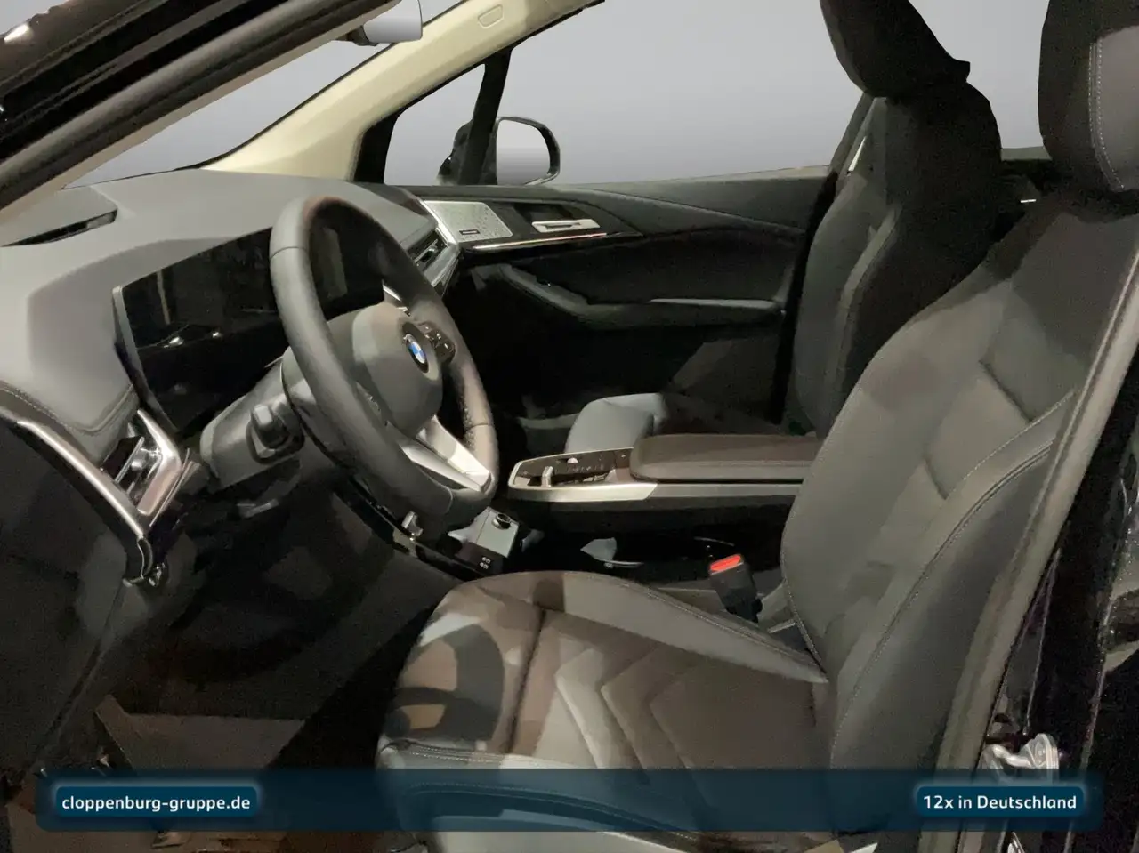 BMW 218 i 11