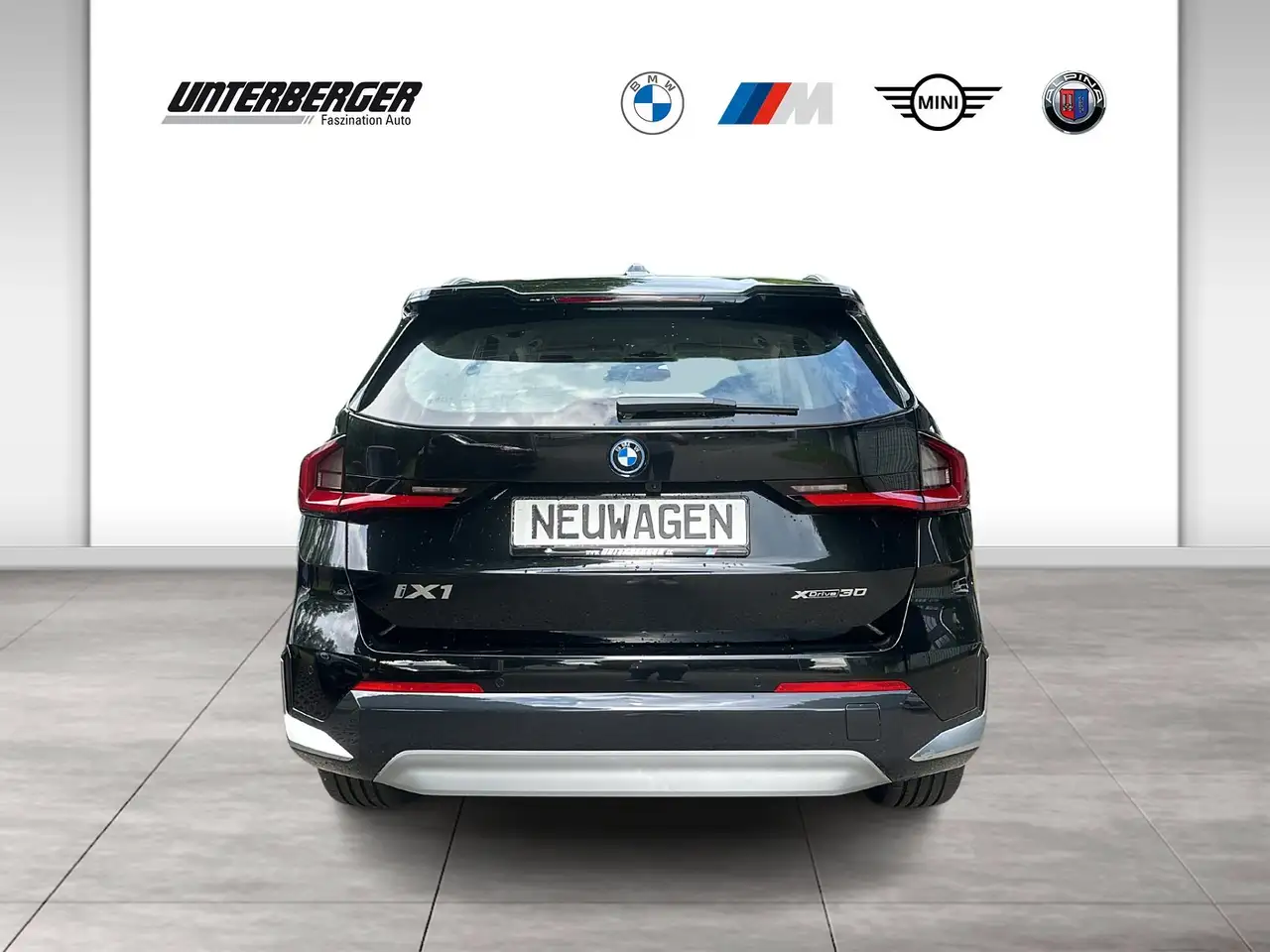 BMW iX1 5