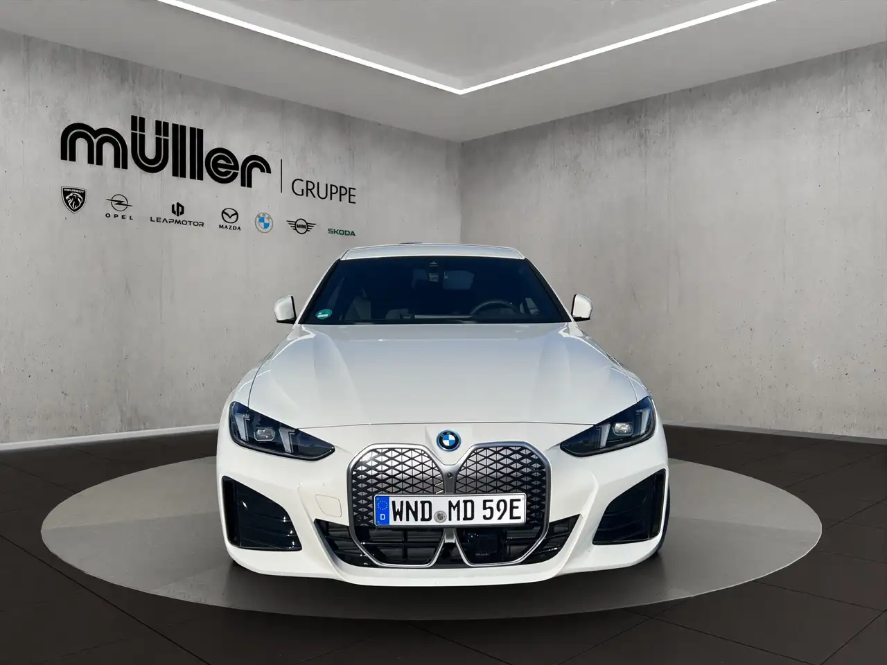 BMW i4 2
