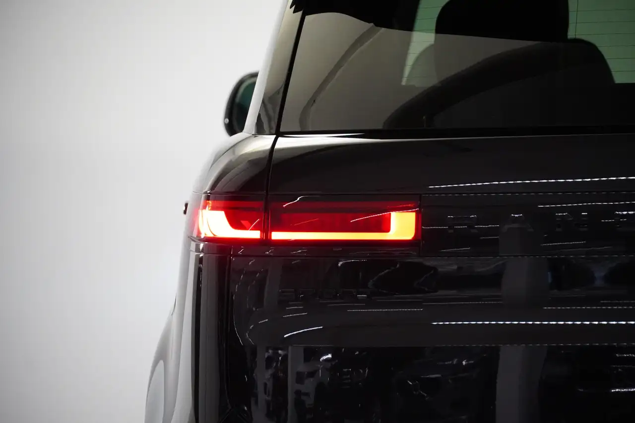 Land Rover Range Rover 6