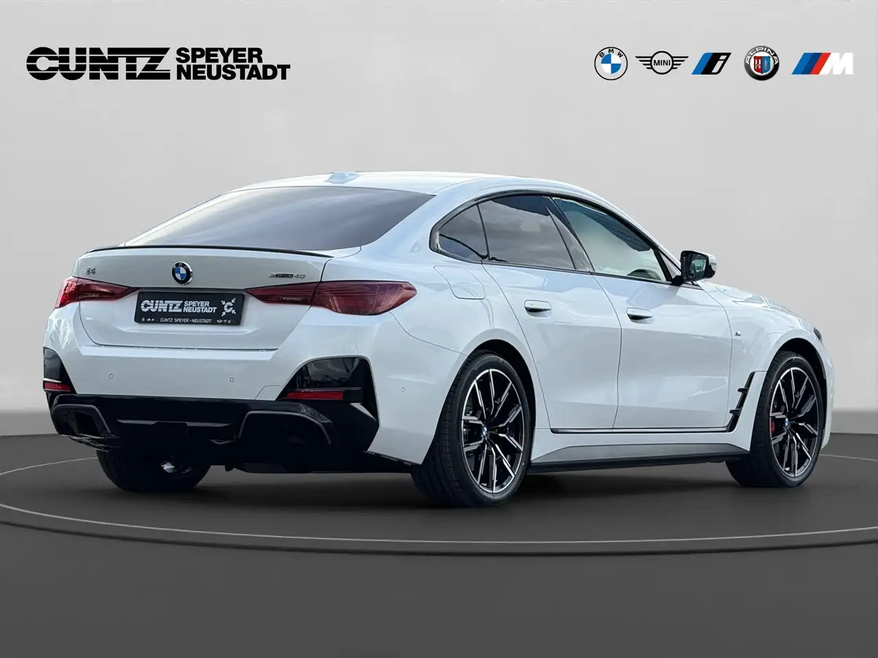 BMW i4 5