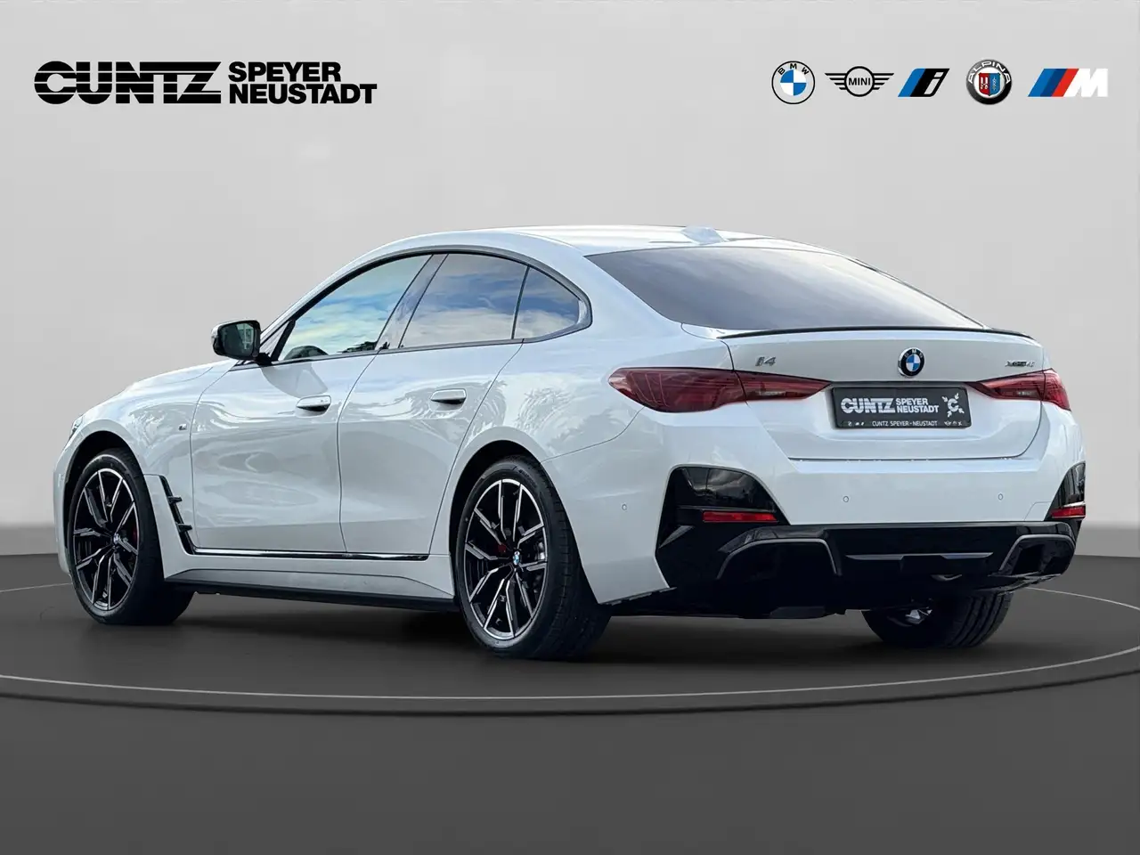 BMW i4 7