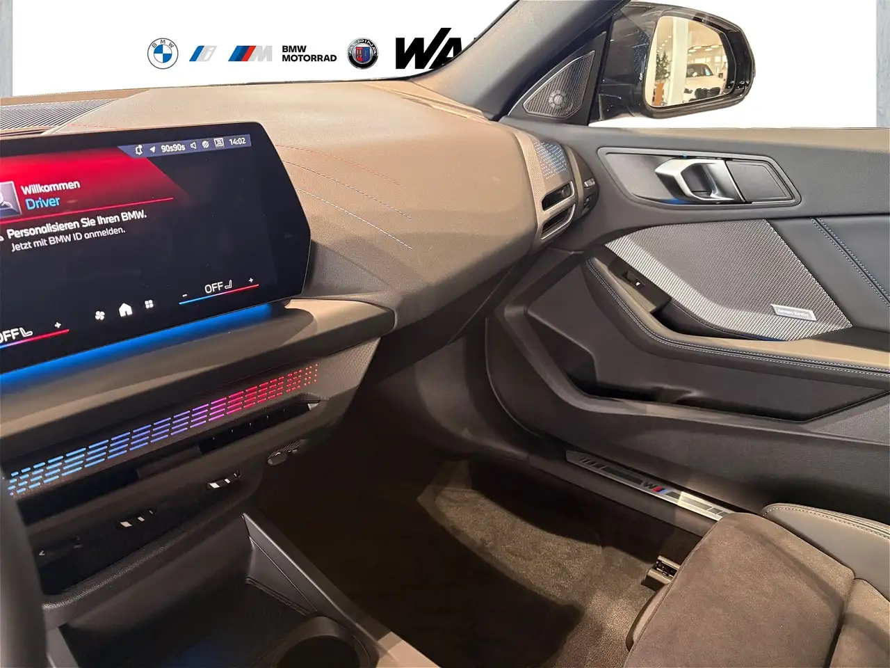 BMW 235 10