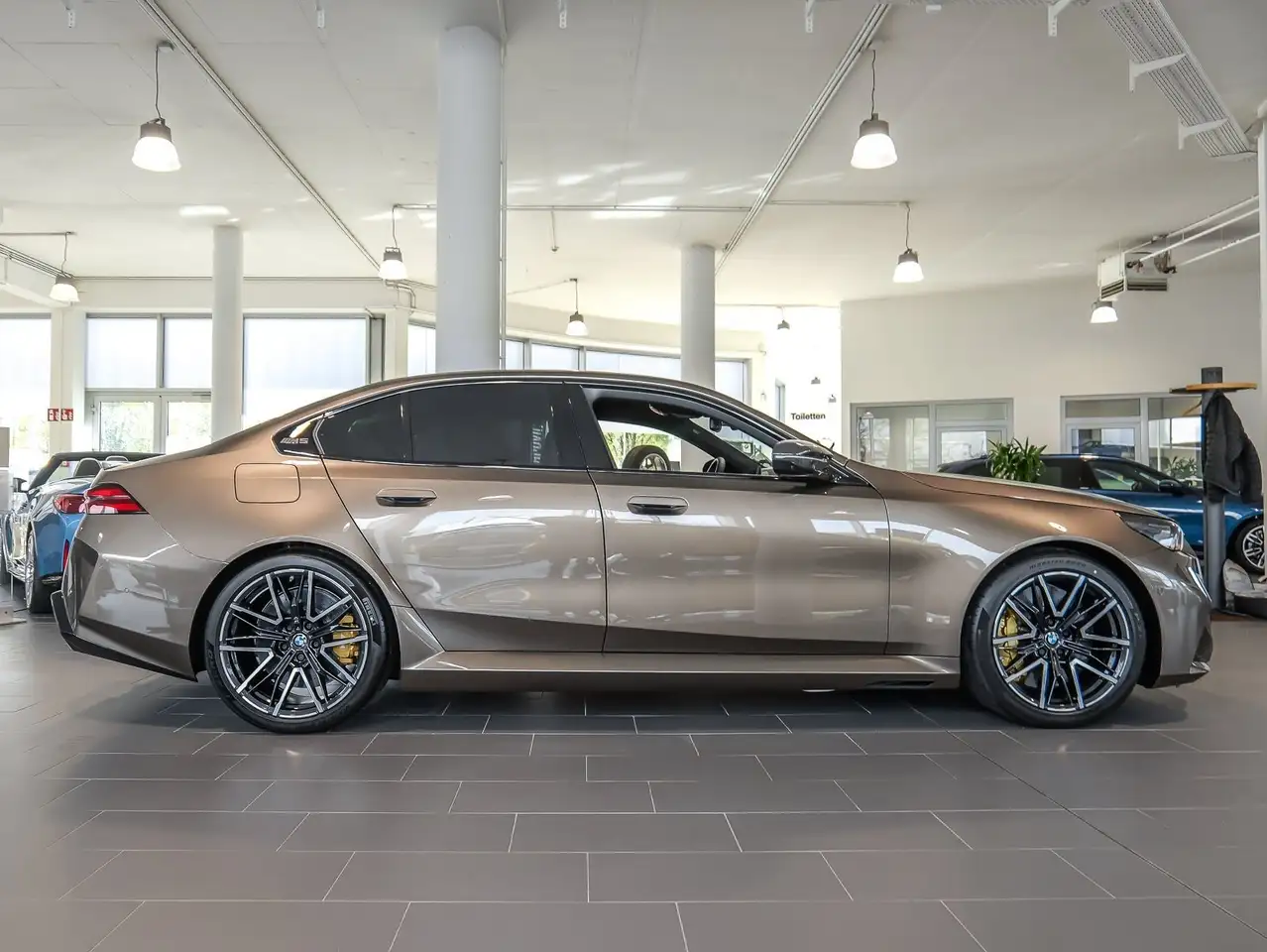 BMW M5 2