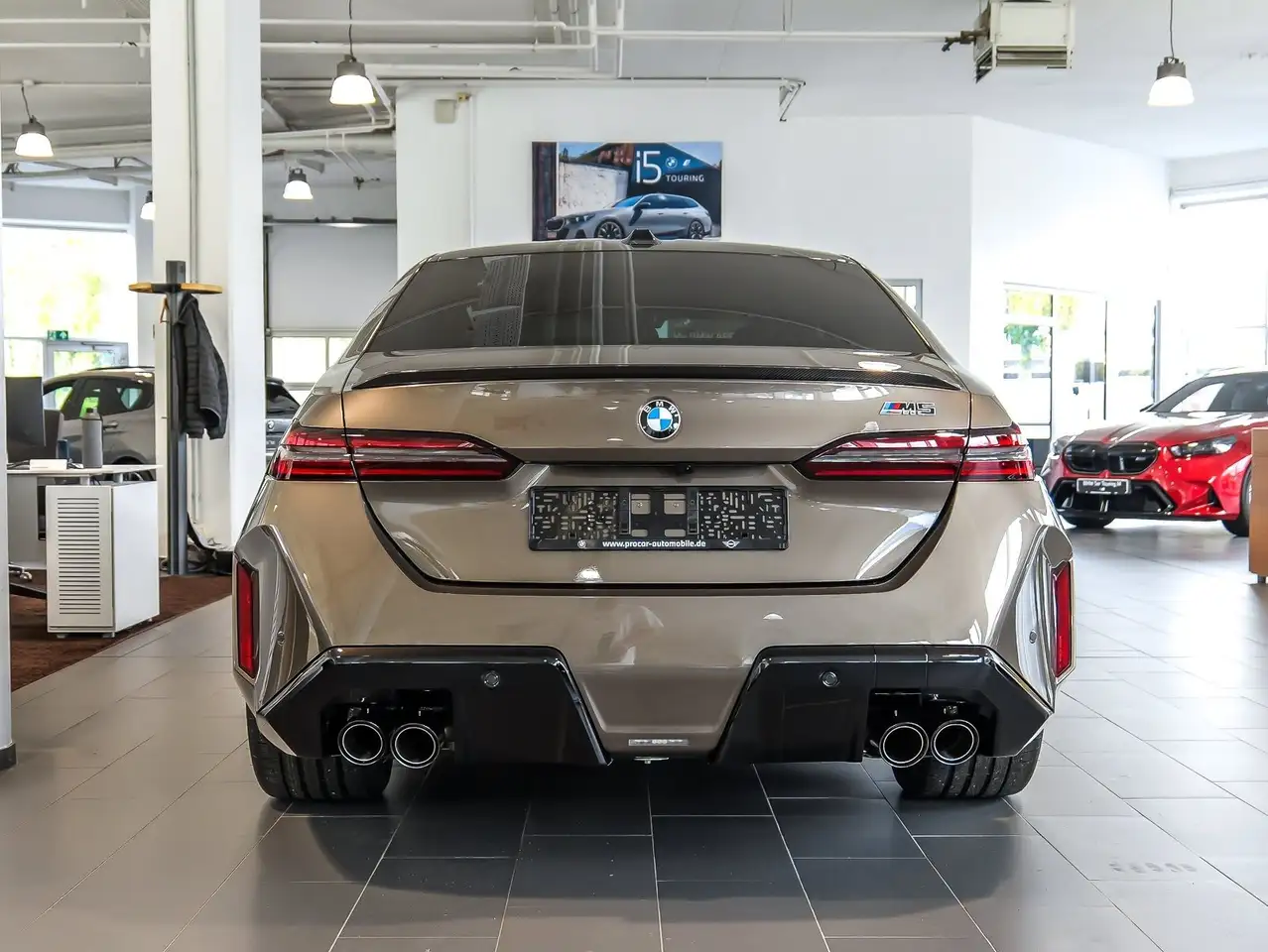 BMW M5 5