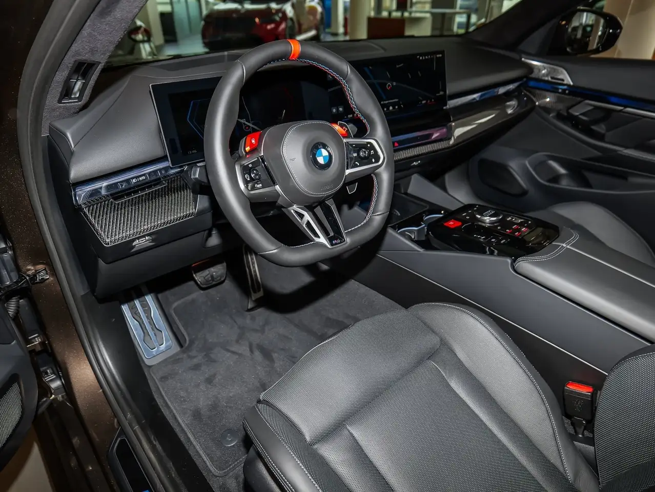 BMW M5 8