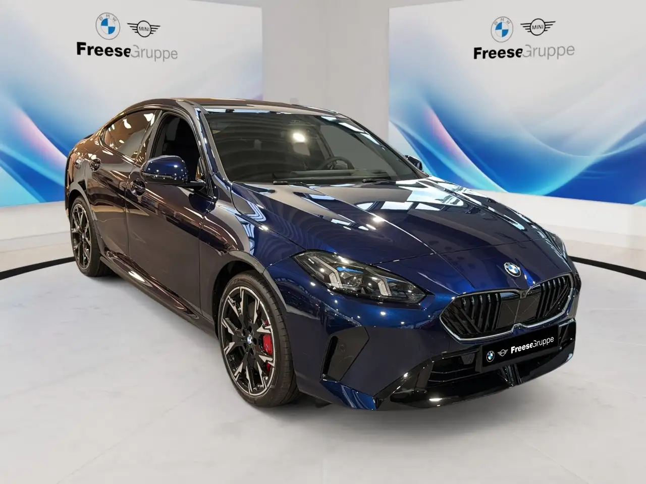 BMW 223 8
