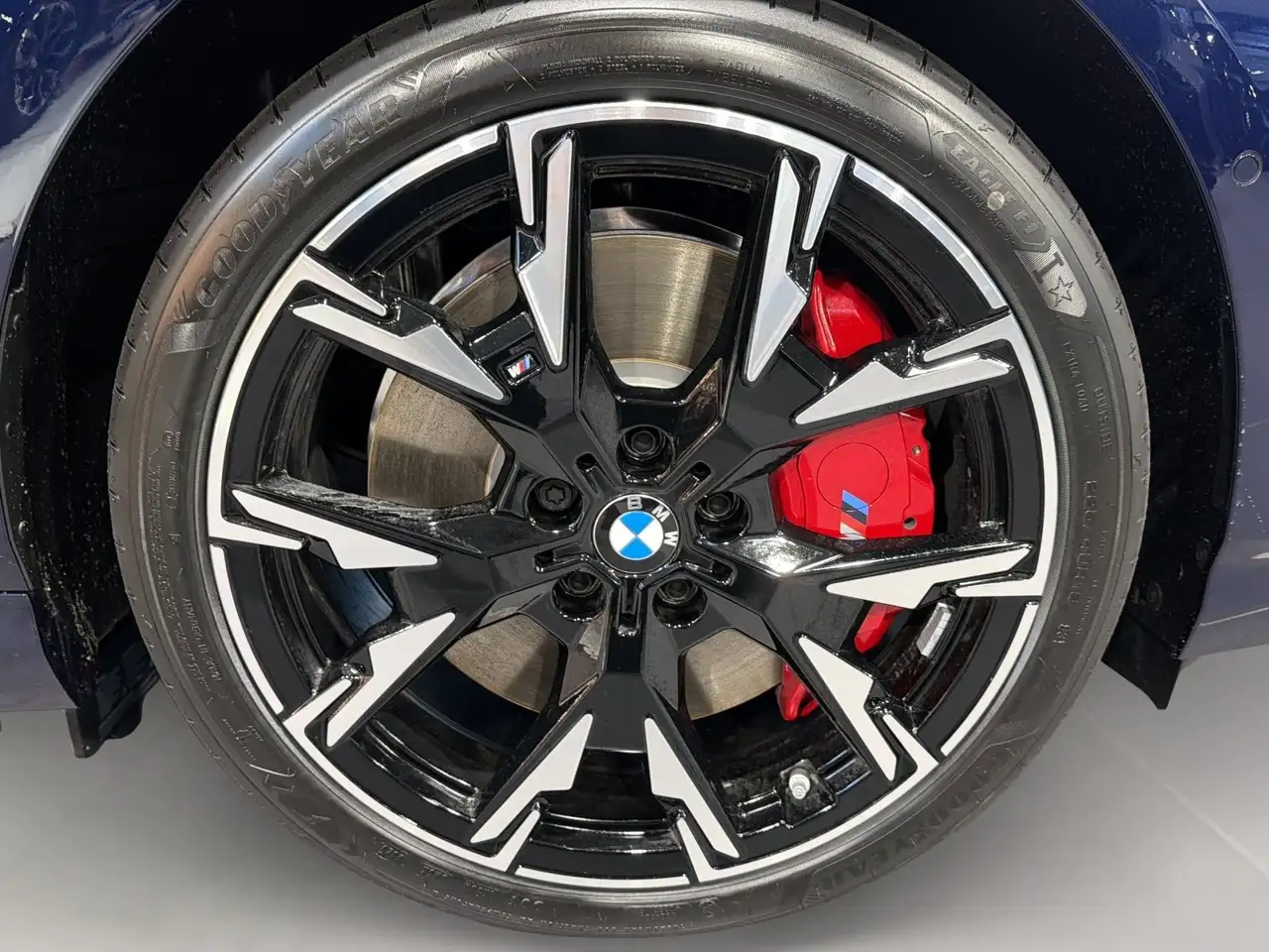 BMW 223 9
