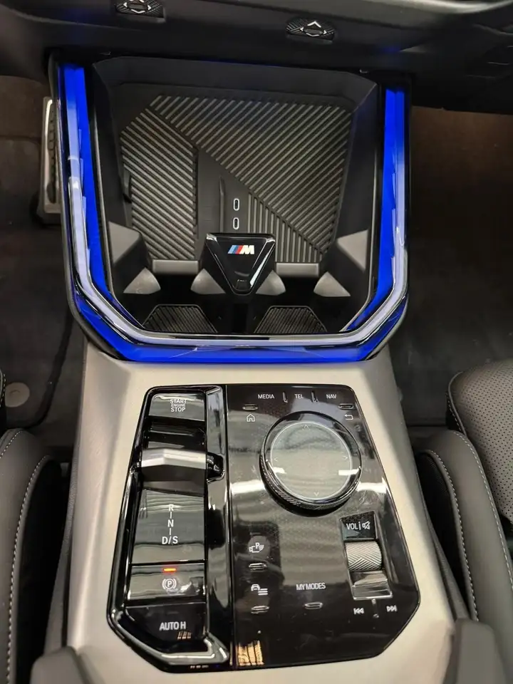 BMW X3 7
