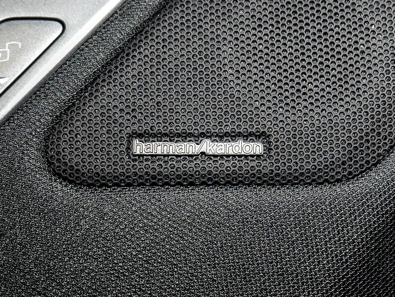 BMW iX 10