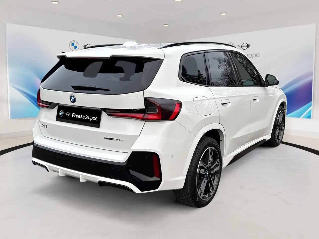 BMW X1 6