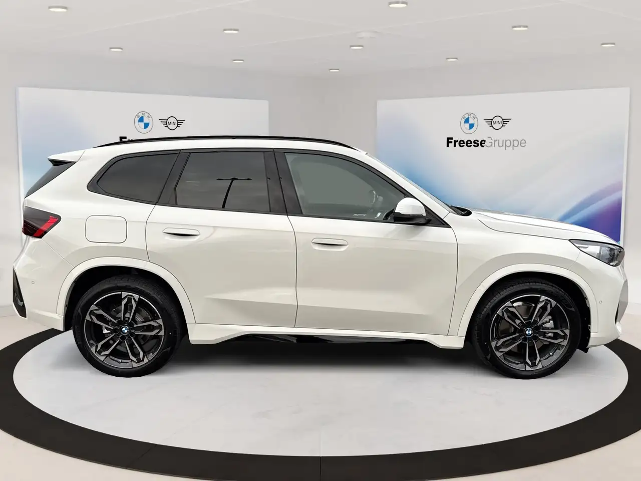 BMW X1 7
