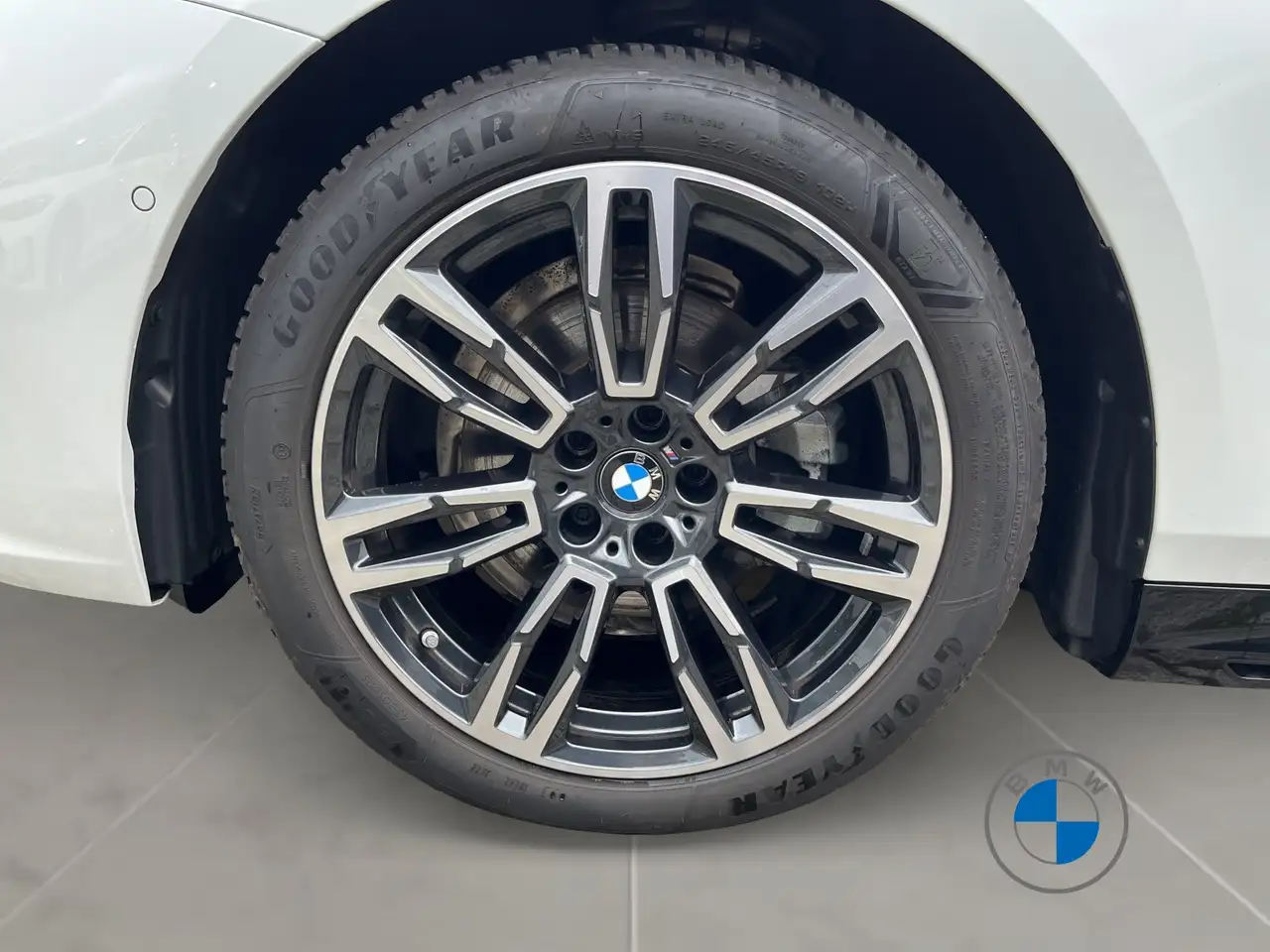 BMW 520 i 8