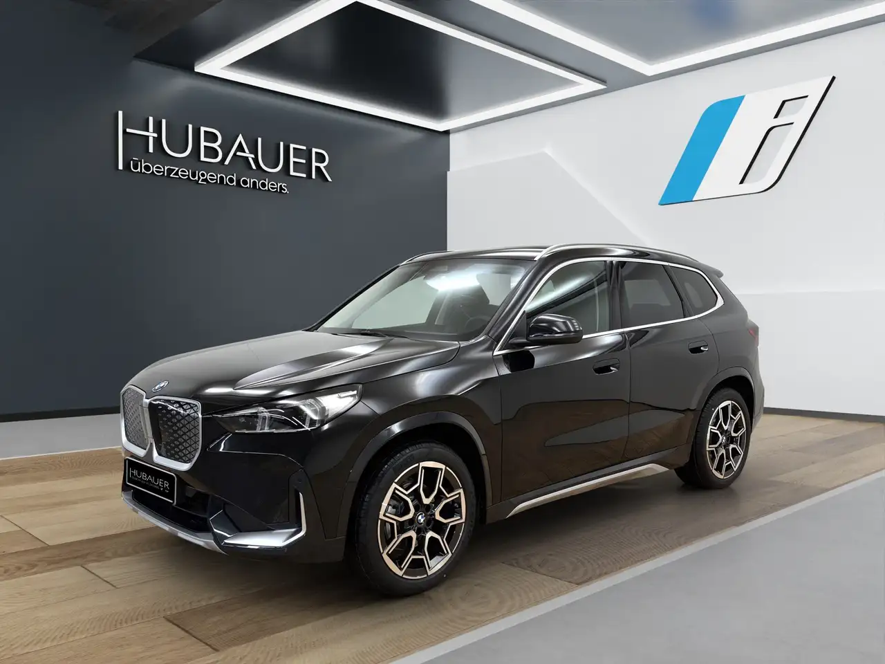BMW iX1