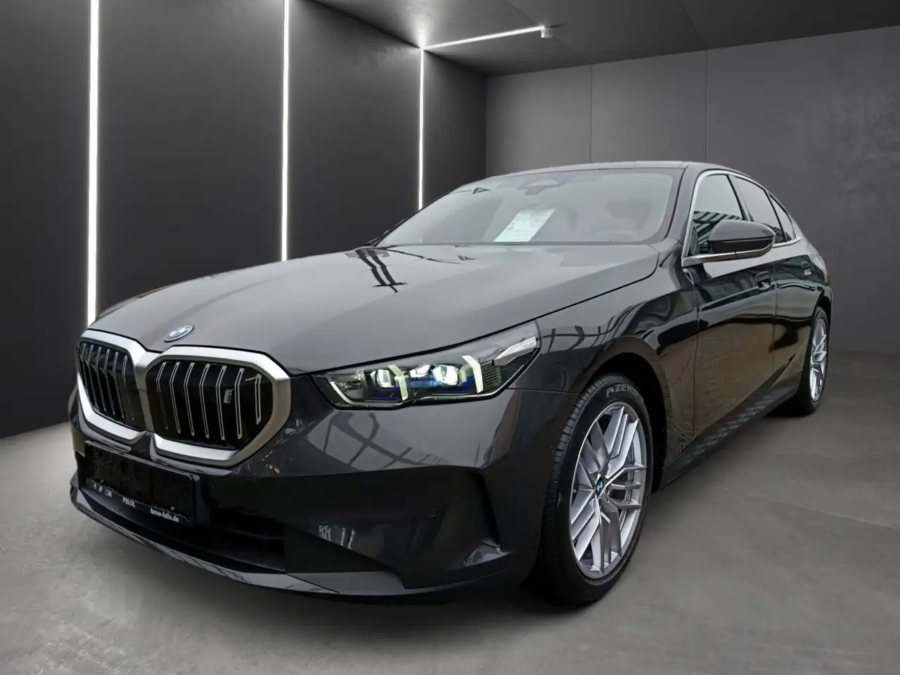BMW i5