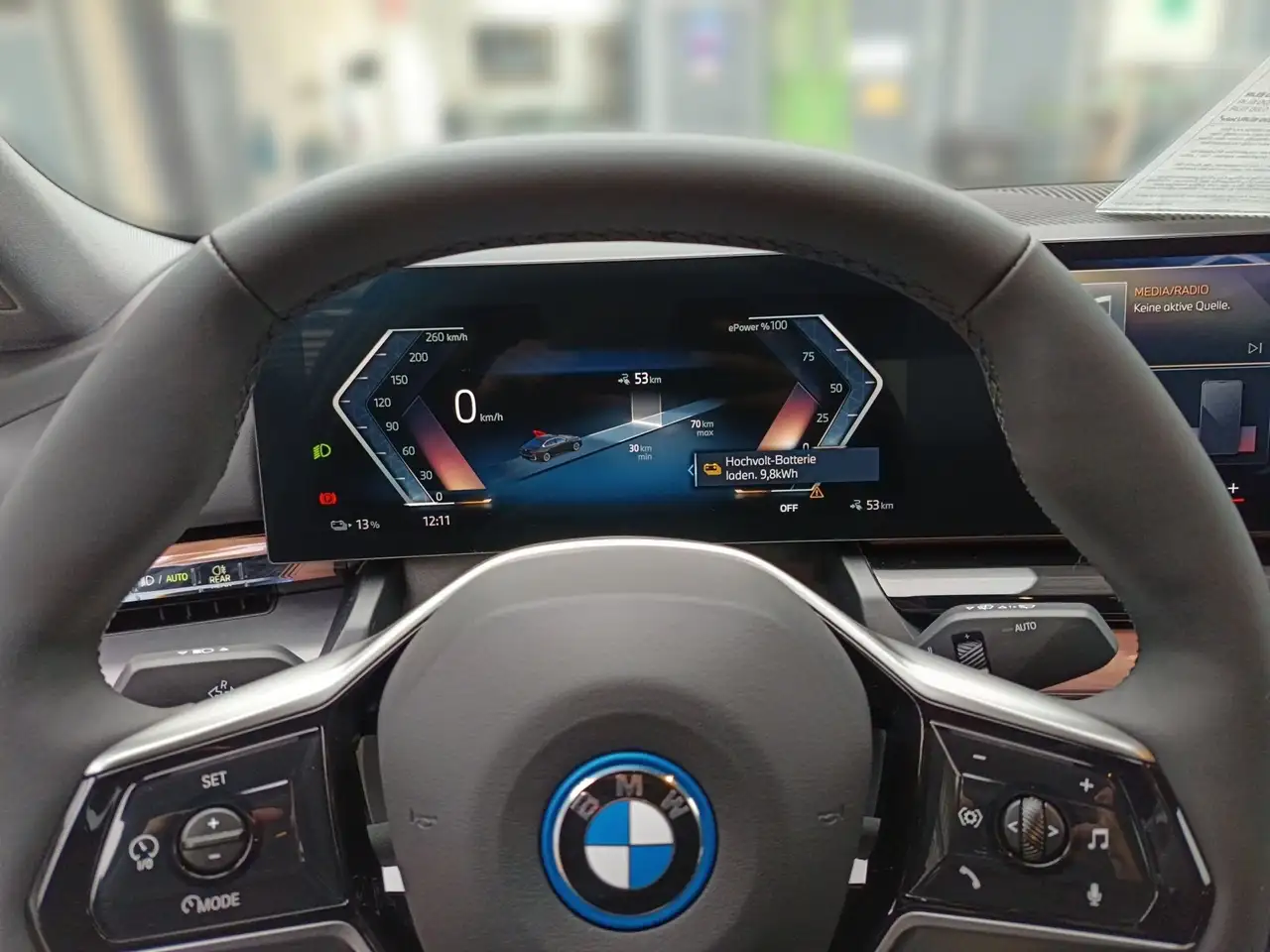 BMW i5 15