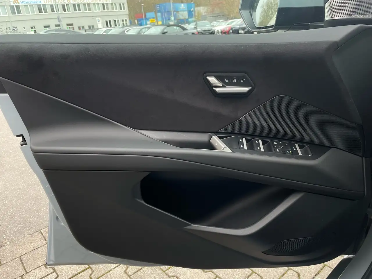 BMW iX3 50 6