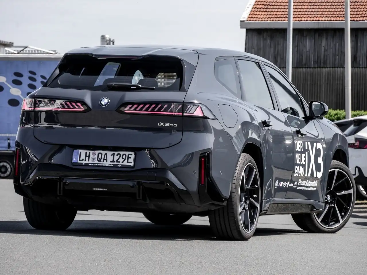 BMW iX3 50 2