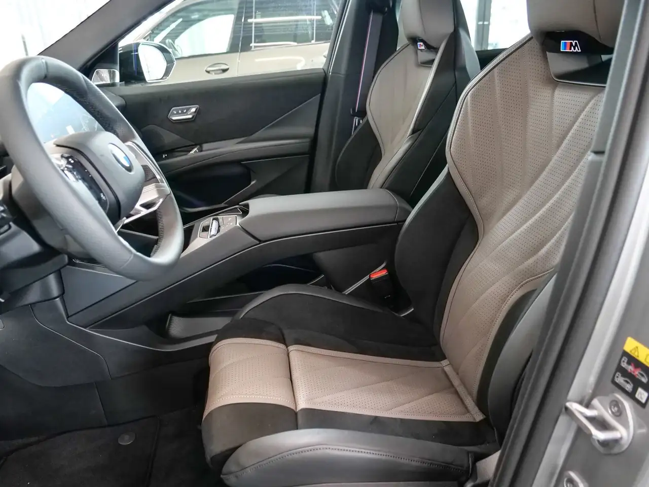 BMW iX3 50 8