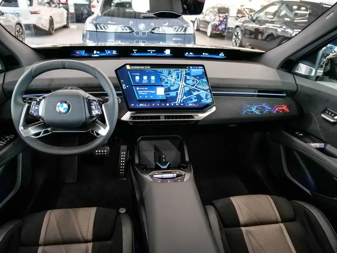 BMW iX3 50 11