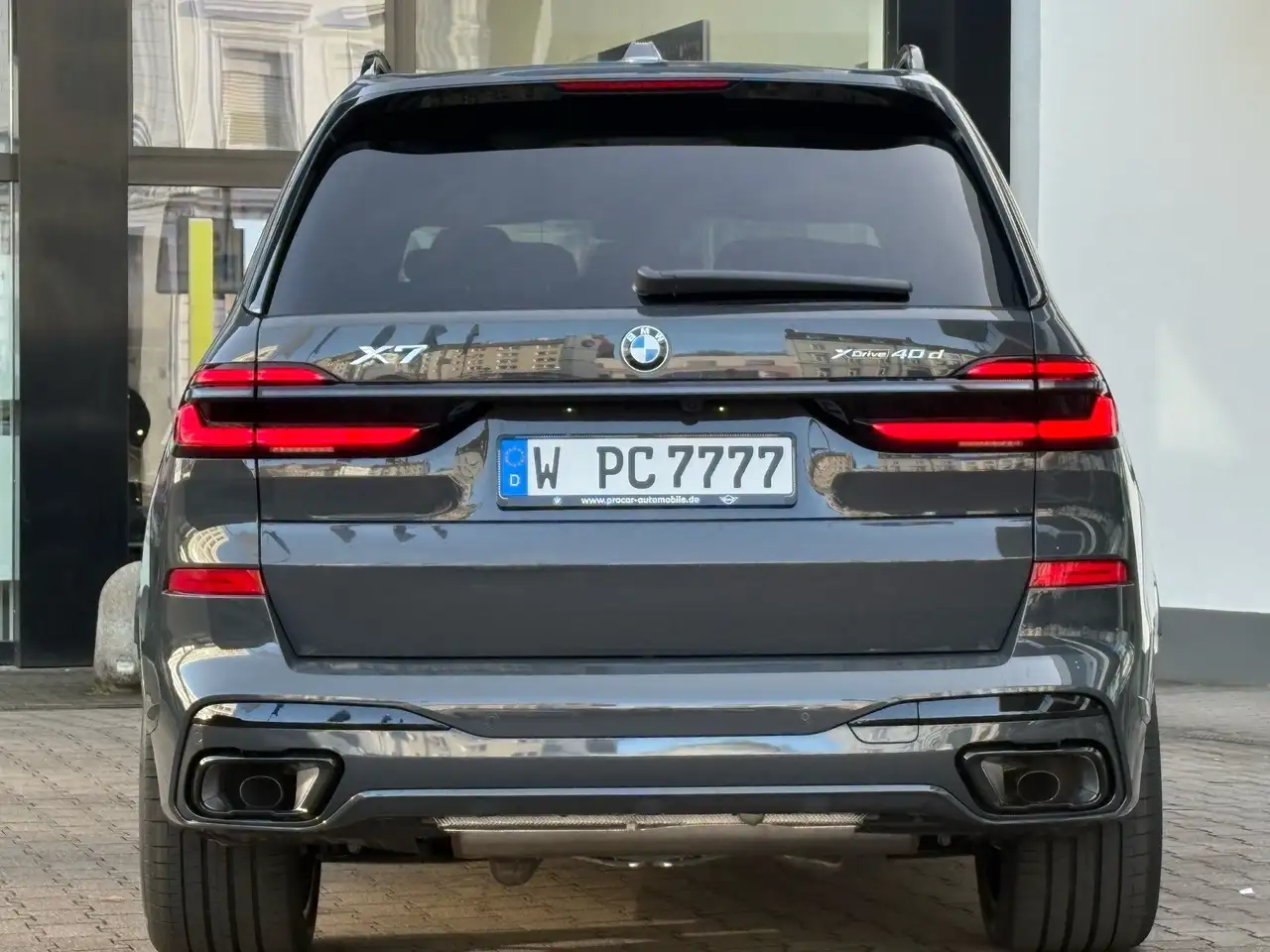 BMW X7 6