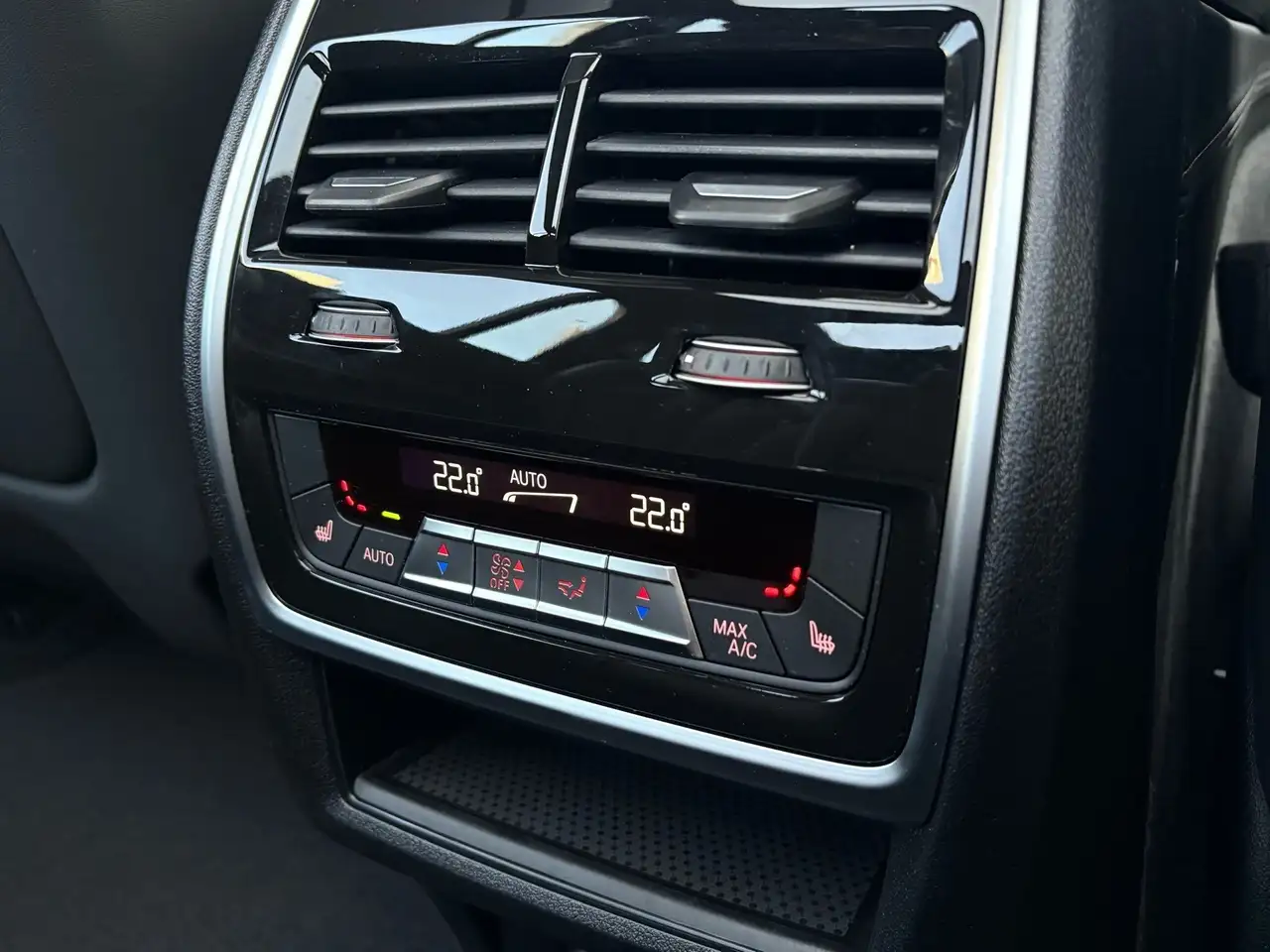 BMW X7 14