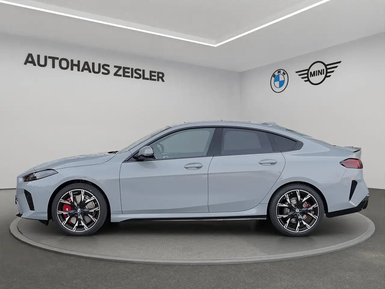 BMW 220 4